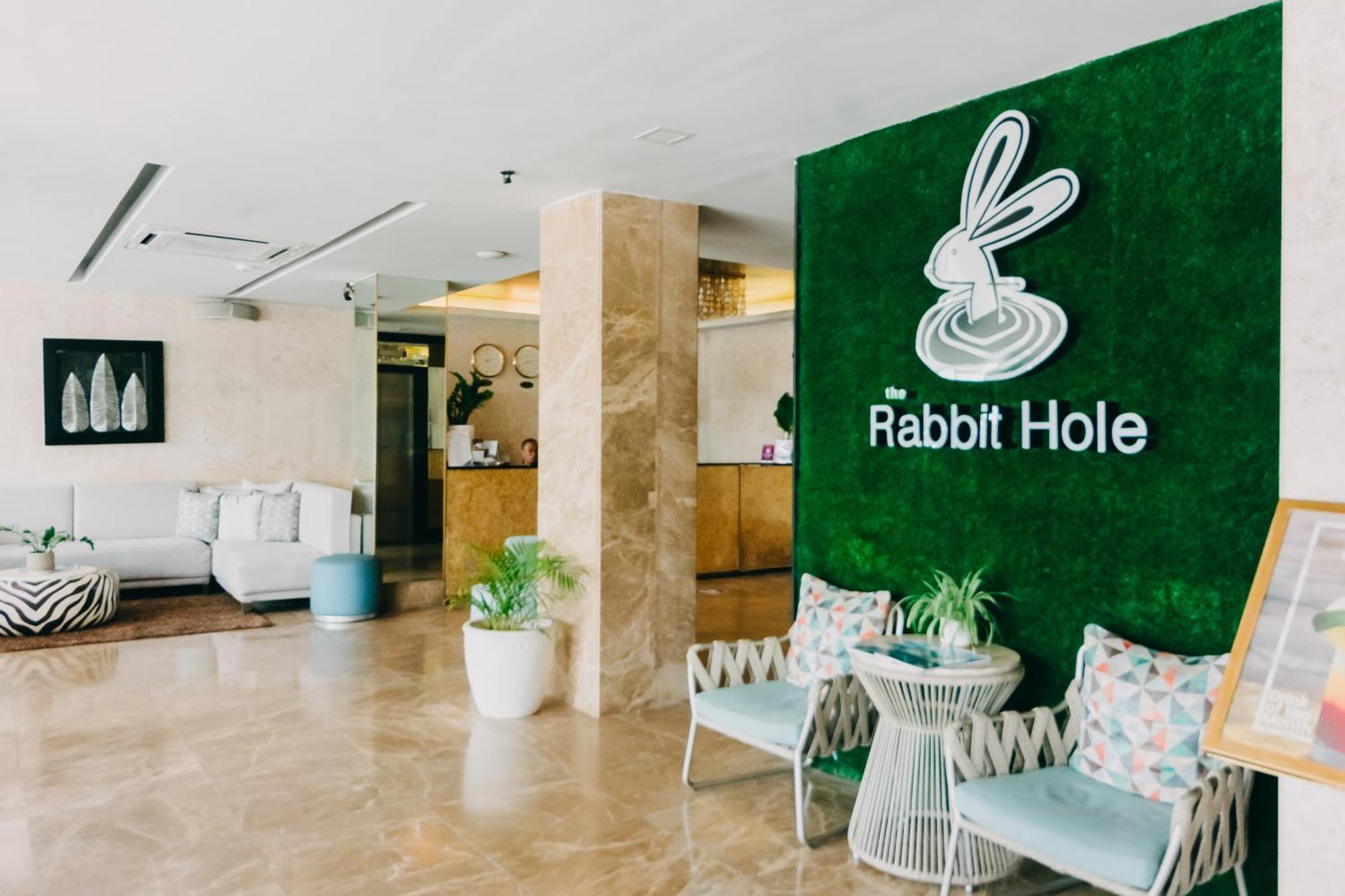 Goldberry Suites & Hotel Mactan Lapu-Lapu City Bagian luar foto